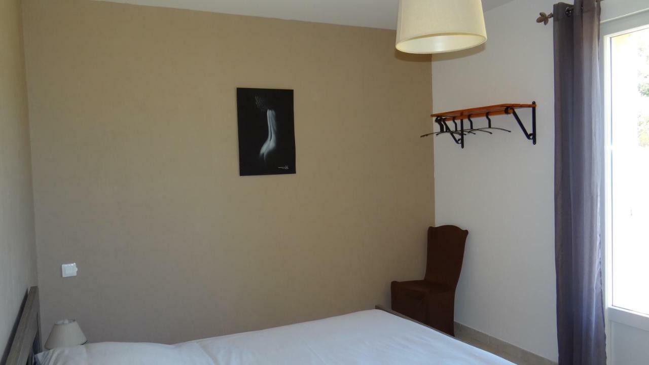 Campagne Ceres Bed & Breakfast Le Puy-Sainte-Reparade Luaran gambar