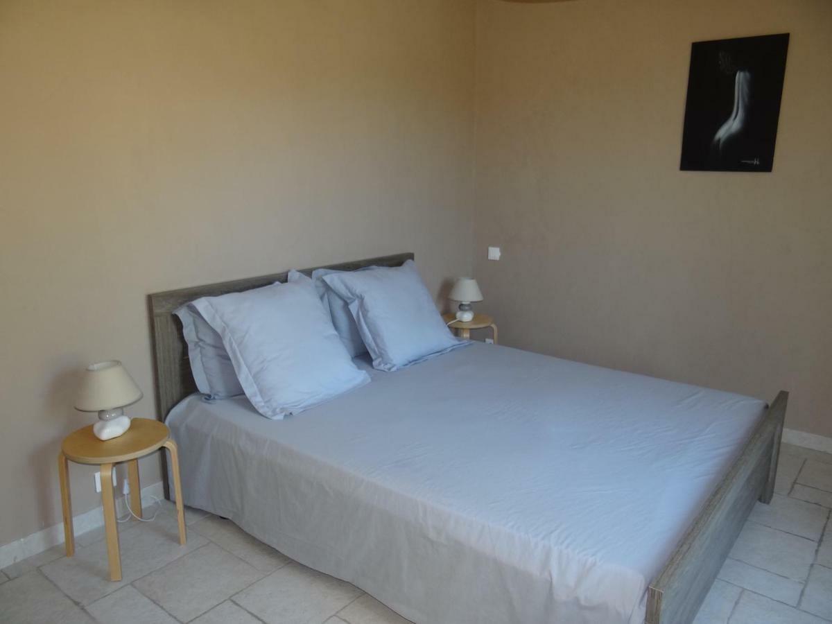 Campagne Ceres Bed & Breakfast Le Puy-Sainte-Reparade Luaran gambar