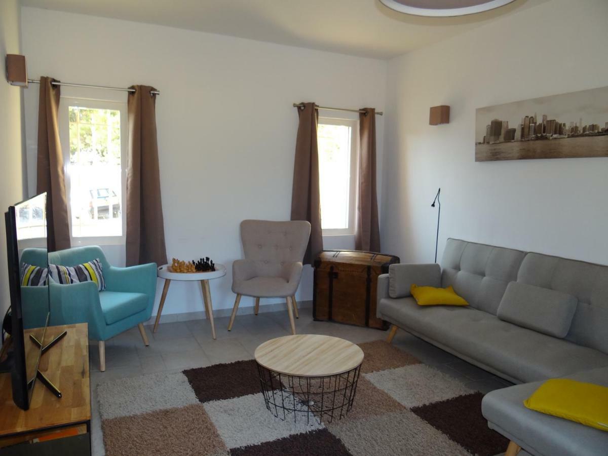 Campagne Ceres Bed & Breakfast Le Puy-Sainte-Reparade Luaran gambar